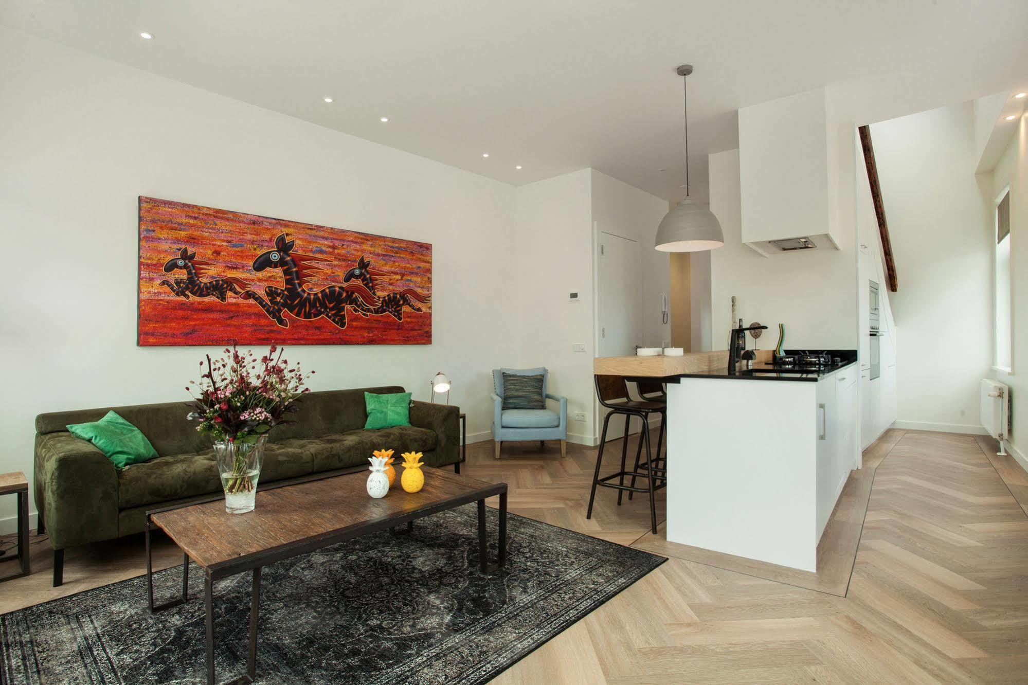 Stayci Serviced Apartments Denneweg L'Aia Esterno foto