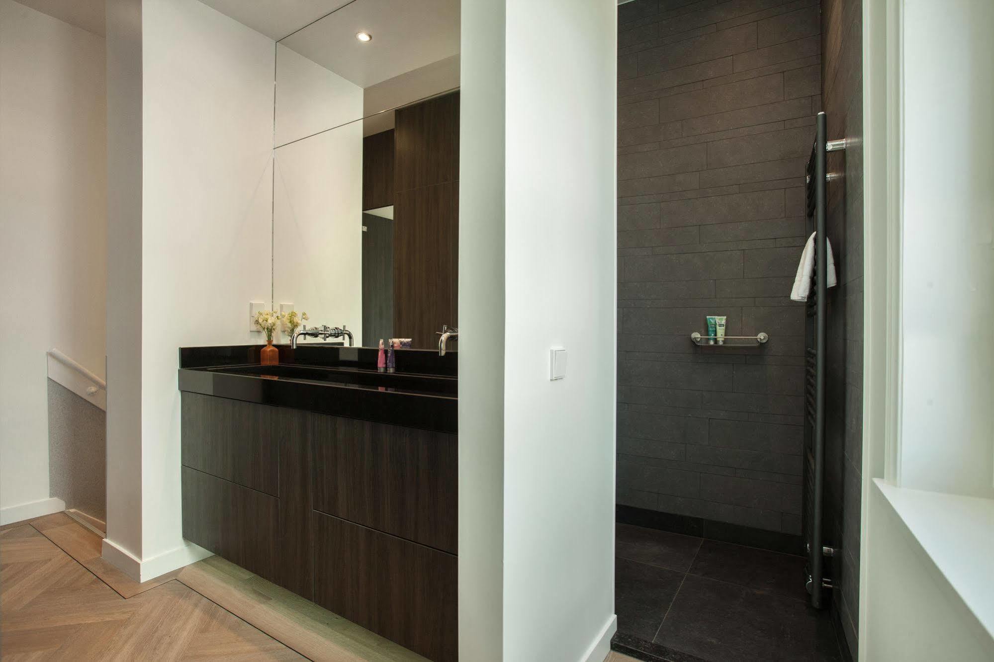 Stayci Serviced Apartments Denneweg L'Aia Esterno foto