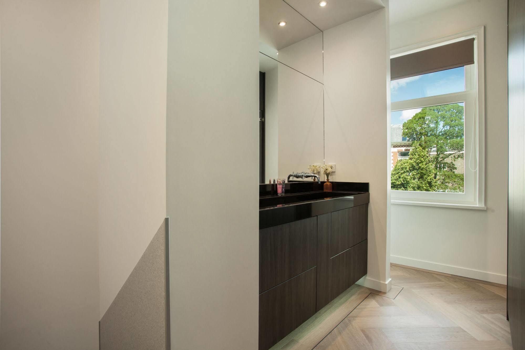 Stayci Serviced Apartments Denneweg L'Aia Esterno foto