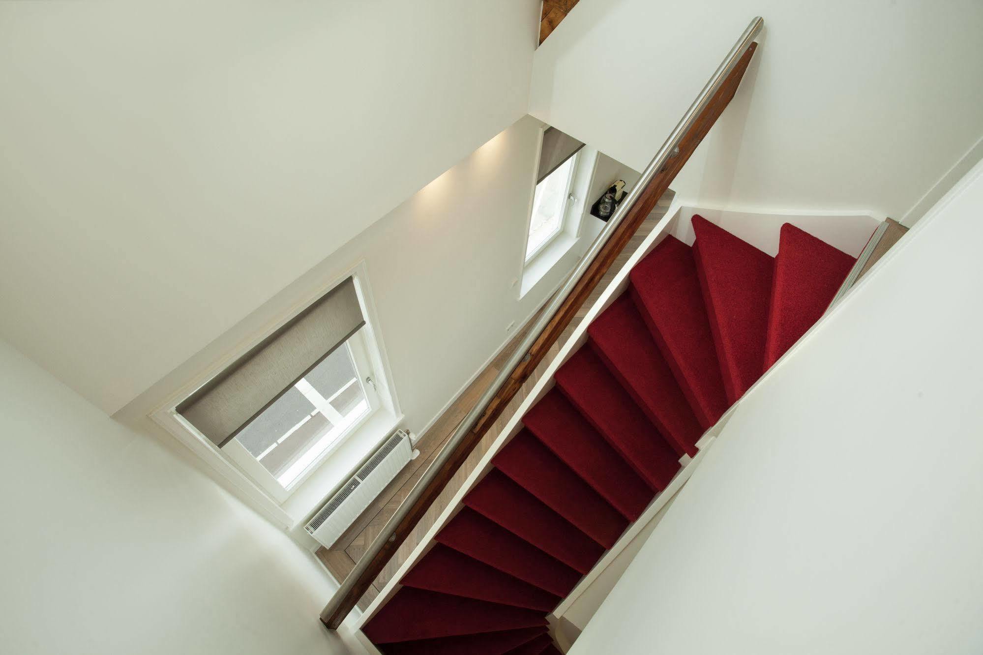 Stayci Serviced Apartments Denneweg L'Aia Esterno foto