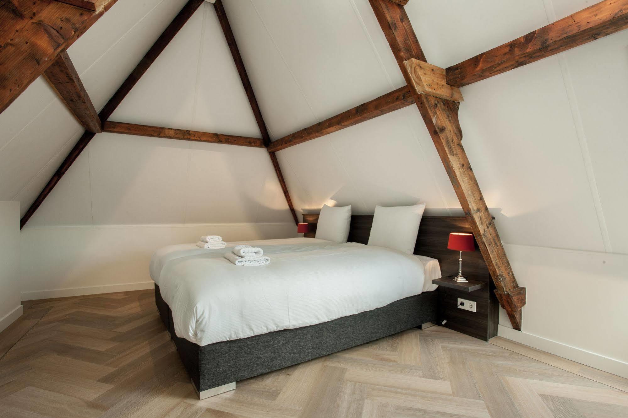 Stayci Serviced Apartments Denneweg L'Aia Esterno foto