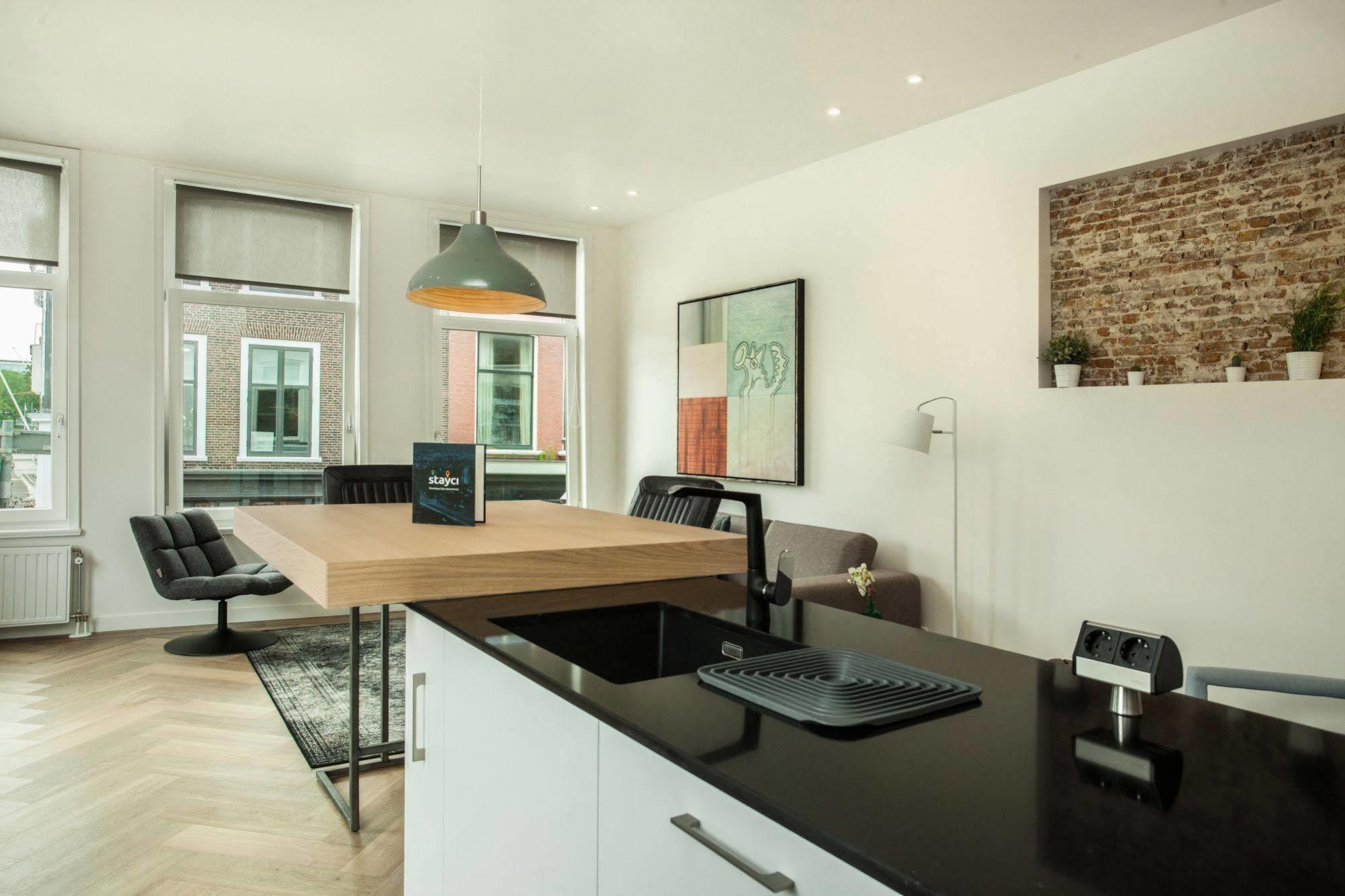 Stayci Serviced Apartments Denneweg L'Aia Esterno foto